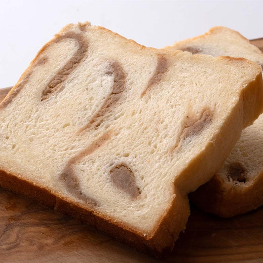 沖縄産黒糖使用贅沢まるごと食パン 1斤